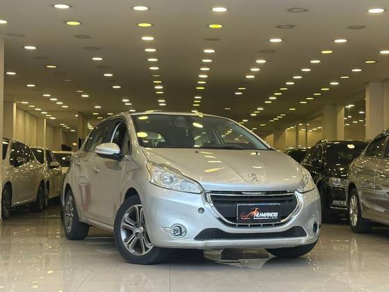 PEUGEOT 208 1.6 GRIFFE 16V FLEX 4P AUTOMÁTICO PEUGEOT 208 1.6 GRIFFE 16V FLEX 4P AUTOMÁTICO